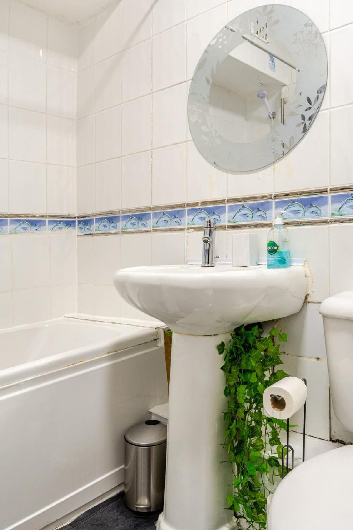 2 Min Walk Etihad Stadium & Coop Arena - 3Br, Free Parking Манчестер Экстерьер фото